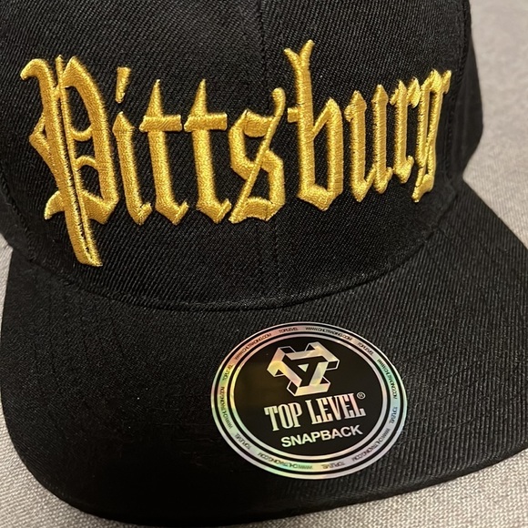 Top Level embroidered Pittsburg hat NWT - Picture 2 of 7